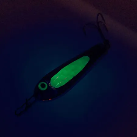 Bass Pro Shops Jigging Spoon, Nikkeli / Vihreä, 25g, Vasaroitu, #10113