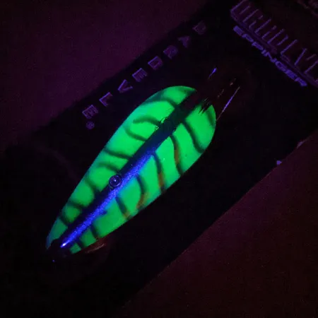 Eppinger Weedless Dardevle Imp UV Lusikka, 39 Makrilli/Nikkeli, 11g, #13095