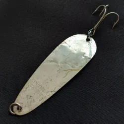 Sutton Spoon 9 -lusikkauistin