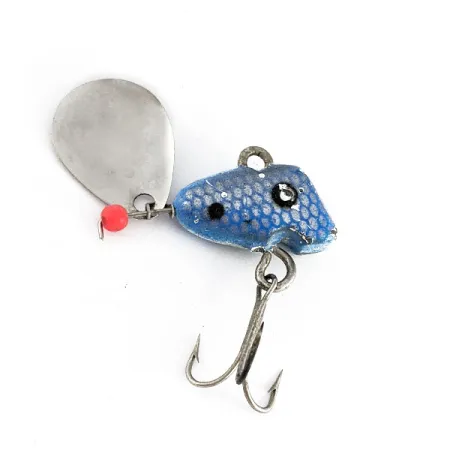 Chas M Six Tackle Little Suzy tail spinner -viehe