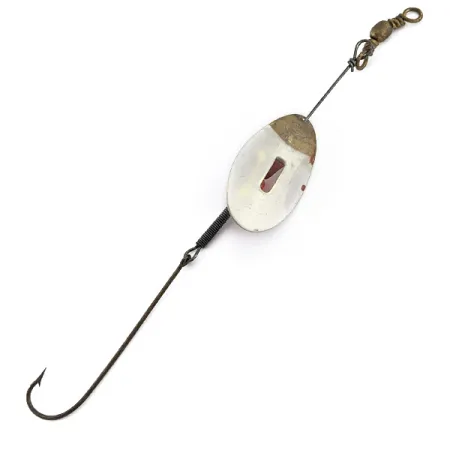 Lucky Strike June Bug -lippauistin