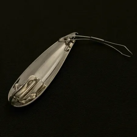 Weedless Bait Company FISHTRAP, 8,5g, hopea, ruohosuojattu lusikkauistin #23533