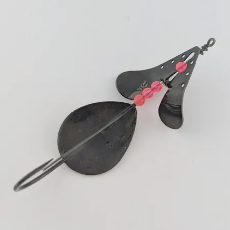 Lindy Skitter-Buzz Weedless, 10g, puna-musta, pintaviehe #24093