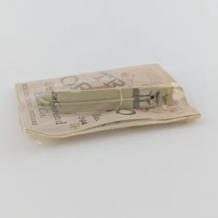 South Bend Trix-Oreno 594, 2g, hopea/punainen, perholusikka #24176