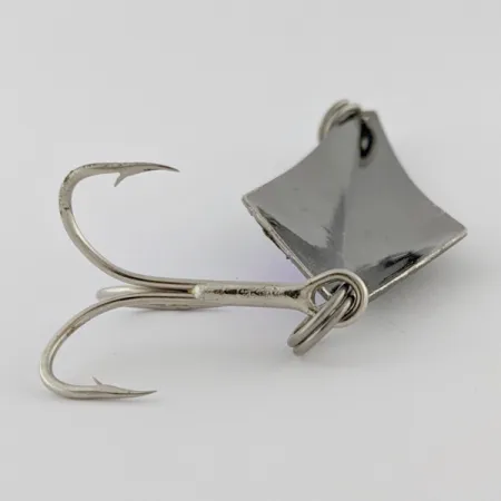 Rebel Arrowhead, 17g musta/violetti, lusikkauistin #24240