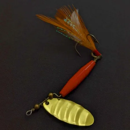 Worth #301, 9g, punainen/musta/kulta, lippauistin #24248