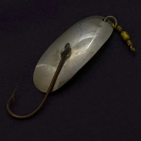 Al Wilson Wilson's Fluted Wobbler, 4g Nikkeli, Lusikkauistin #24423