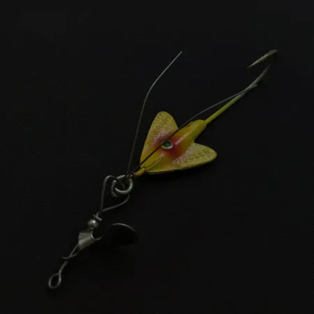 Arbogast Hawaiian Wiggler Viehe, Keltainen, 7g, Ruohosuoja, #24793