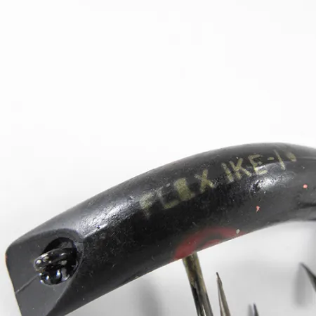 Lazy Ike 1318 Vaappu, Musta / Punainen, 3,5g, Banaanirunko, #1318