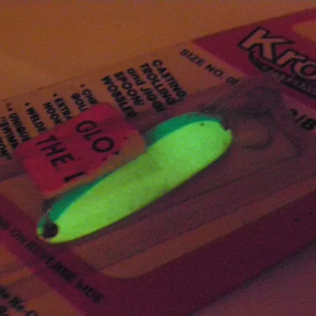 Luhr Jensen Krocodile Die #3 Glow Lusikka, Valko/Sininen, 14g, #2803
