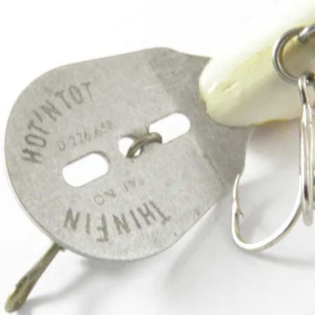 Storm Hot'N'Tot Thin Fin Vaappu, Puna-valkoinen, 6,5g, USA, #4103