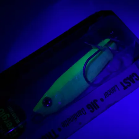 Luhr Jensen Crippled Herring Lusikka, Valkoinen/Vihreä UV Glow, 21g, #5921