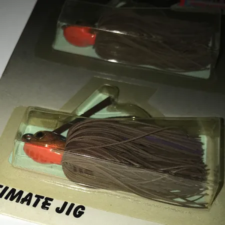 DUH Ultimate Weedless Jig UV Ruohosuojattu jigi, Ruskea/Punainen, 12g, #6294