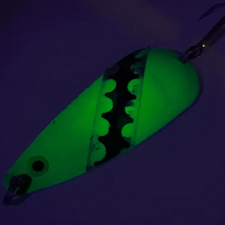 Moriyama Lusikka, Vihreä/Nikkeli, 25g, Sahalaitakuvio, #8263