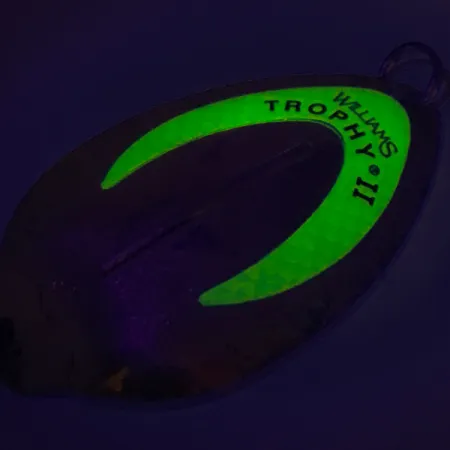 Williams Trophy Lusikka, Hopeoitu, 21g, Glow-piste, #8277