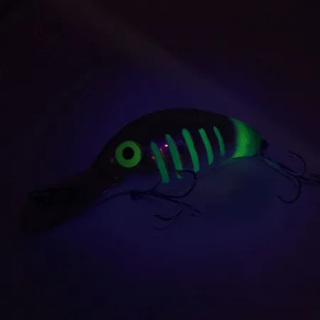 Yakima Bait Fatfish Vaappu, Peilihopea/Vihreä, 25g, Syvyys 5m, #9193